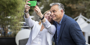 EUobserver-kommentár: Orbán Viktor és pártja közelebb kerül a konzervatív ECR-frakcióhoz