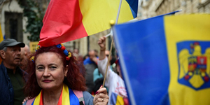 A katasztrófát elkerülte Románia, de menekülnie kell az újabb válság elől