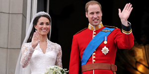 Korábban nem látott esküvői fotóval ünnepli tizenharmadik házassági évfordulóját Vilmos herceg és Katalin hercegné