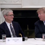 Videó: Nagyot bakizott Donald Trump, Tim Cook meg faarccal nézte