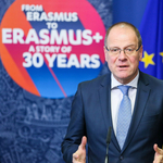 Navracsics Tibor elárulta, mit ajánlottak fel az Erasmus+ uniós pénzeiért cserébe