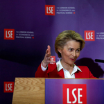 Von der Leyen: 2020 végéig lehetetlen megállapodni a britekkel