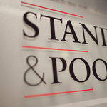 Beperelné a Standard & Poor's hitelminősítőt az amerikai kormány