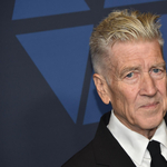 David Lynch-nek oxigénellátásra van szüksége, ha nagyobb távolságot kell megtennie a szobájánál