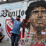 Maradona utcagyerekből Aranykölyök lett, majd megjárta a mennyet és a poklot