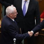 Jámbor András licitre bocsátja a Polt Péter alkotmánybírói kinevezéséről szóló szavazólapot