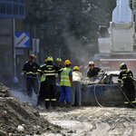 Lezárták a Pacsirtamező utcát a felrobbant háznál