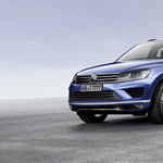 Frissebb arcot kapott a Volkswagen Touareg