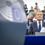 Tusk: „Aki a jogállamiság ellen van, Európa ellen van”