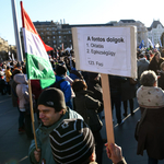 A sztrájkra készülő tanárok dühét szítja az aldis eladók bére is