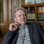 Freund Tamás: Az MTA-nak kutya kötelessége, hogy a regnáló hatalom döntéseit segítse
