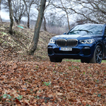 Az új BMW X5 már nem ugyanaz, mint volt és leginkább egy másik BMW miatt - bemutató