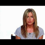 Videó: hogy került a porszívó Jennifer Aniston fenekébe?