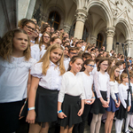 Hétezer gyerek énekelt a Parlament előtt a Nemzeti Összetartozás Napján