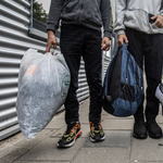 Nem kapnak többé menhelyi szállást Belgiumban az egyedülálló férfi menekültek 