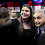 Orbán Viktor egy utcai árustól vett virágcsokort, a fiatalember cserébe kért tőle egy szívességet - videó