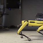 A nap videója: Már táncolni is tud a Boston Dynamics robotkutyája, de még hogy