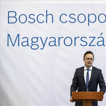 Szijjártó 9,6 milliárd forintos autóipari beruházást jelentett be