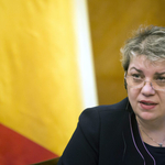 Elutasította a román államfő a muszlim női kormányfőjelöltet
