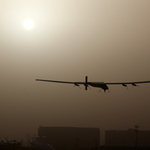 Rekordot döntött a napelemmel repülő Solar Impulse 2