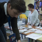 A voksok felének megszámlálása után holtverseny alakult ki Spanyolországban