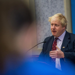 Boris Johnson újra formában, most a burkásokat osztotta ki