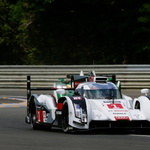 Jól van a pilóta a Le Mans-i horrorbukás után, egy Toyota az élen