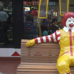 Rájöttek, hogy ijesztő – a McDonald’s nyugdíjba küldi híres bohócát