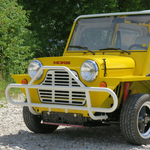 Cipzáros ajtóval, szinte új állapotban csábít vásárlásra ez a 26 éves Mini Moke