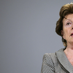 Szájer nekiment Neelie Kroes uniós biztosnak