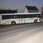 Eljárás indult a buszsofőr ellen, aki akkorát fékezett, hogy összetörte magát egy utas