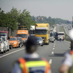 Hat autó ment egymásnak az M7-esen