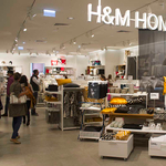 H&M Home: párnahuzatban király