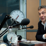 Orbán: "senki más nem dönthet" a lemondásról, csak Schmitt Pál 