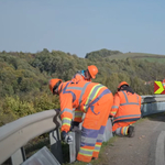 Motorosbarát szalagkorlátokat építenek Baranyában és Borsodban