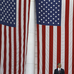 Obama bocsánatot kért a koncentrációs táboros bakiért