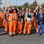 Megszületett a megállapodás, 16 százalékos béremelést kapnak a kukások