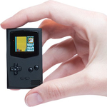 Ha meglátja a kulcstartóra akasztható mini Game Boy-t, valószínűleg ön is akar majd egyet