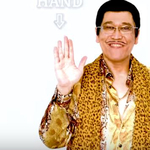 Emlékeznek még a Pen-Pineapple-Apple-Pen dalra? Itt a kézmosásra buzdító változata