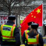 Kiverte a biztosítékot Brüsszelben a kínai rendőrök uniós jelenléte, újabb jogállamisági eljárás is jöhet