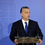 Két napig azeriek látják vendégül Orbánt és feleségét