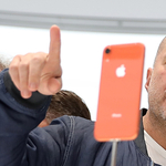 Valami óriási meglepetés készül: a legendás Jony Ive dolgozhat egy különleges, MI-készüléken