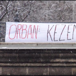 Molinón hirdeti a Közös Ország, hogy Orbán kezében van az ÁSZ