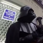 Balalajkán játszik Darth Vader