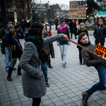 Gyertyás diákmenet temette a közoktatást