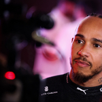 „Valóra vált egy álom” – Enzo Ferrari háza elől jelentkezett Lewis Hamilton