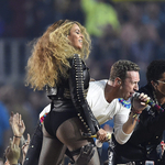 Videó: Beyoncé ellopta a show-t a Coldplay elől a Super Bowl szünetében