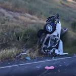 Ebben a balesetben az a döbbenetes, hogy mindenki túlélte – videó