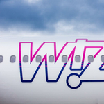 Megrongálta egy Wizz Air-gép belsejét egy mosdóba kívánkozó utas