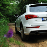 Audi Q5 hybrid teszt: erő és alázat